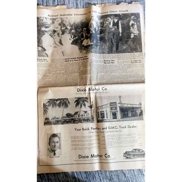 PRESIDENT SLAIN News papers from November 23,25,,26,27 1963 KENNEDY ASS. - Picture 6 of 14